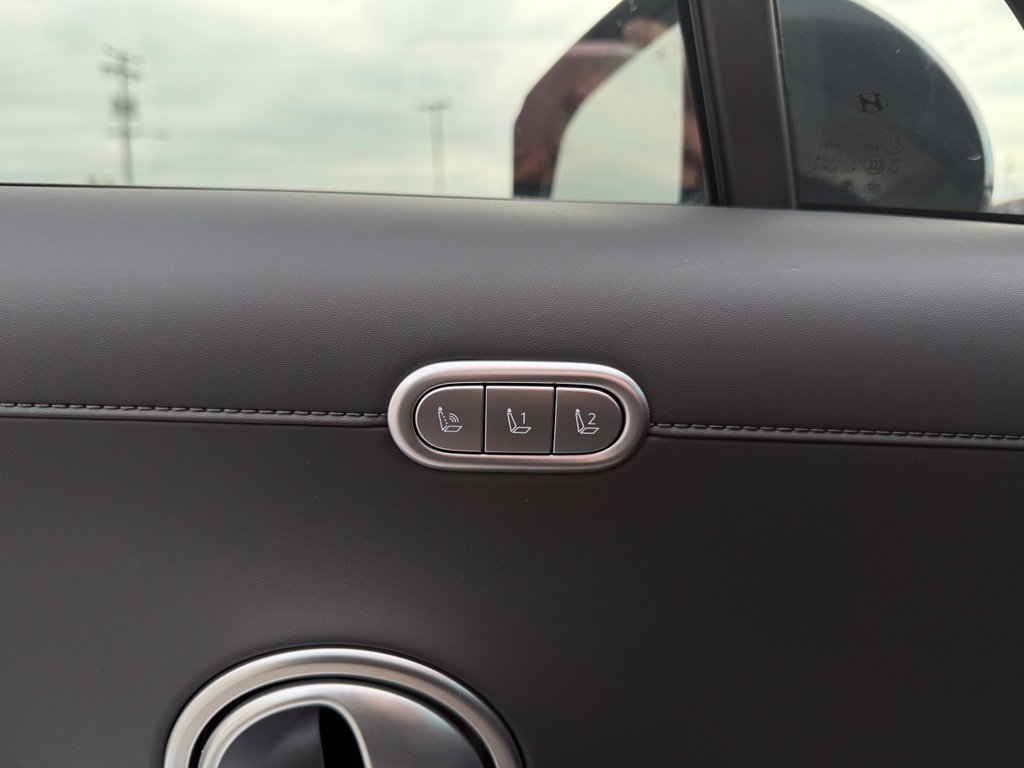 Used 2026 Hyundai Palisade Calligraphy FWD image 16