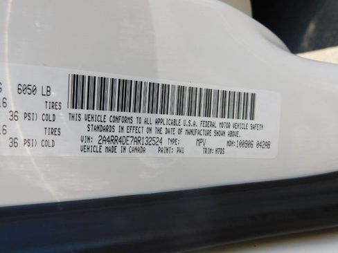 Used 2010 Chrysler Town & Country LX image 18