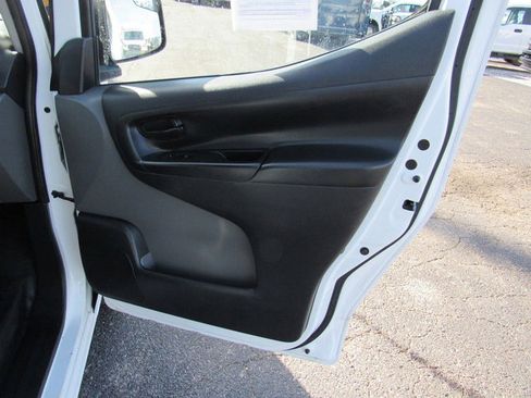 Used 2017 Nissan NV200 S image 13