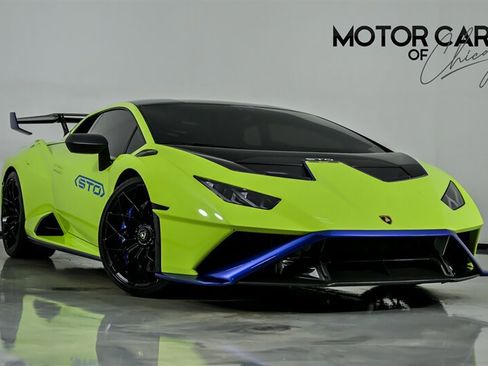 Used 2022 Lamborghini Huracan STO RWD image 1