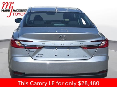 Used 2025 Toyota Camry LE w/ Convenience Package AWD/4WD image 11