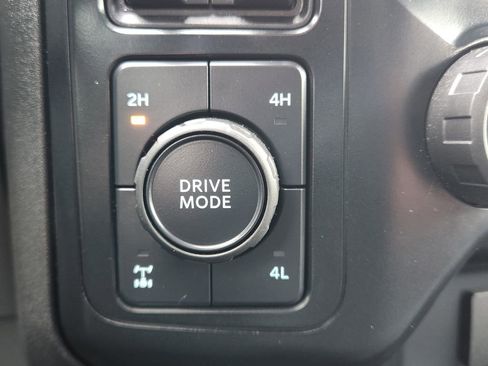 Used 2023 Ford F250 XL w/ STX Appearance Package image 29