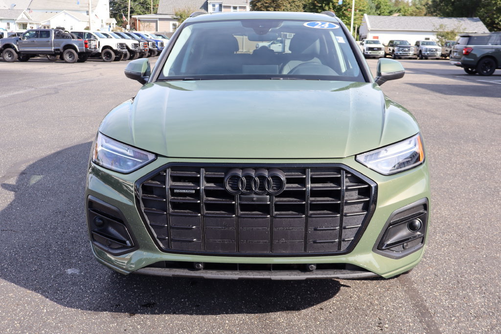 Used 2024 Audi Q5 2.0T Premium Plus w/ Premium Plus Package AWD/4WD image 12