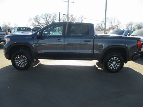 Used 2022 GMC Sierra 1500 AT4 image 9