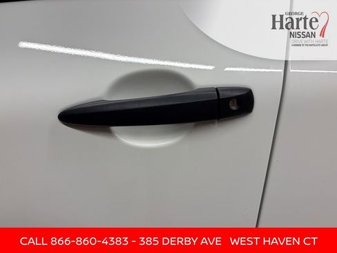 Certified 2024 Nissan Rogue S image 42