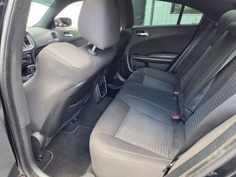 Used 2019 Dodge Charger Scat Pack RWD image 15
