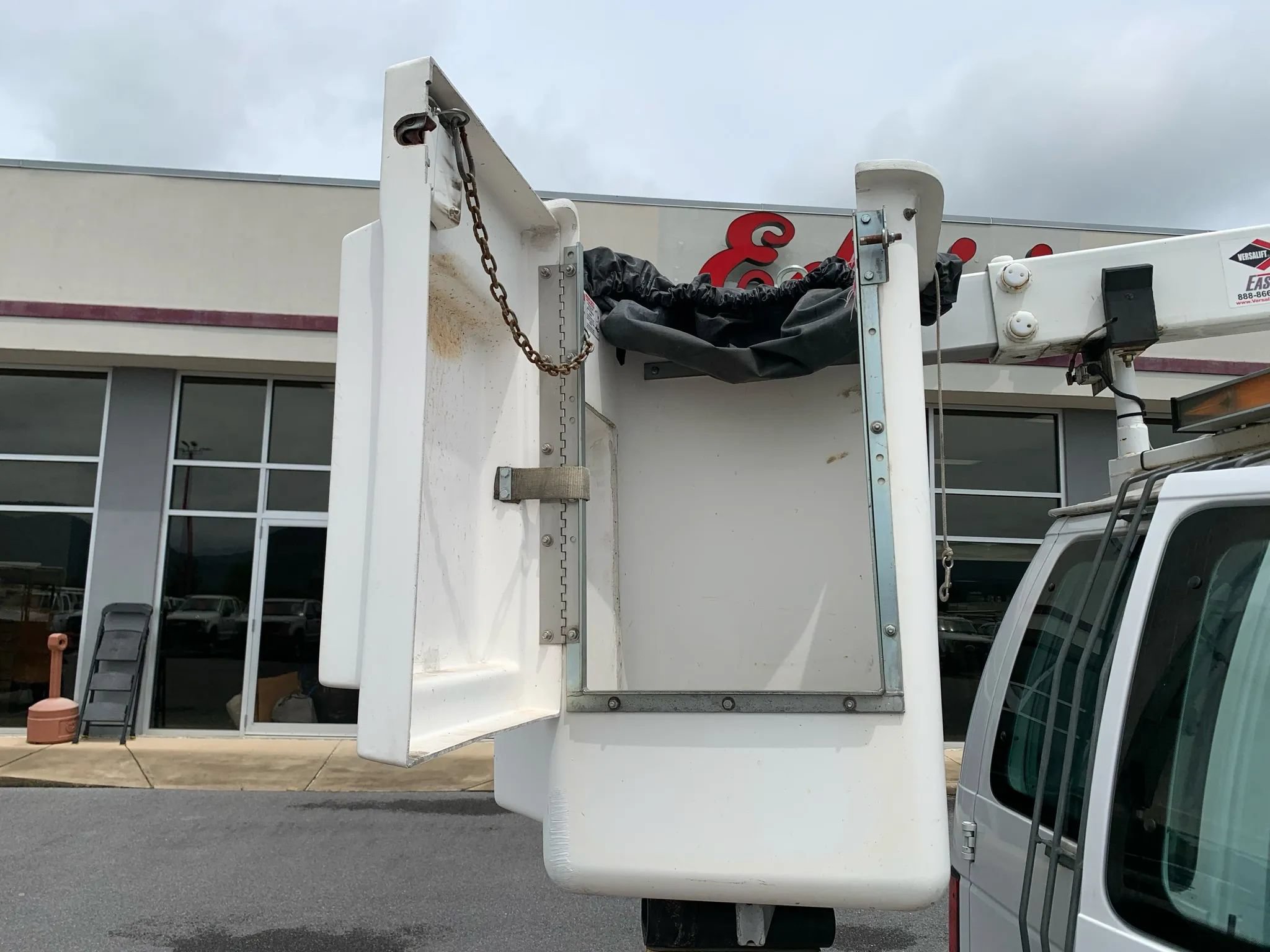 Used 2013 Ford E-350 and Econoline 350 Super Duty RWD image 32