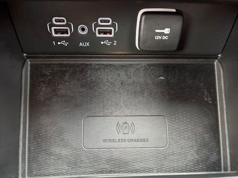 Used 2023 Jeep Grand Cherokee Altitude AWD/4WD image 60