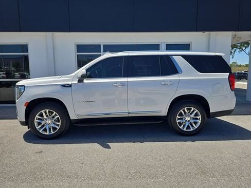 Certified 2022 GMC Yukon SLT w/ SLT Luxury Package RWD image 4