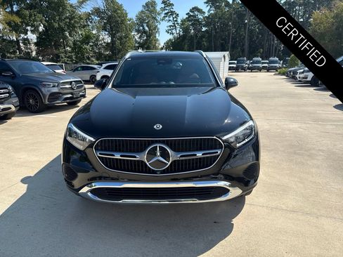 Used 2026 Mercedes-Benz GLC 300 image 2