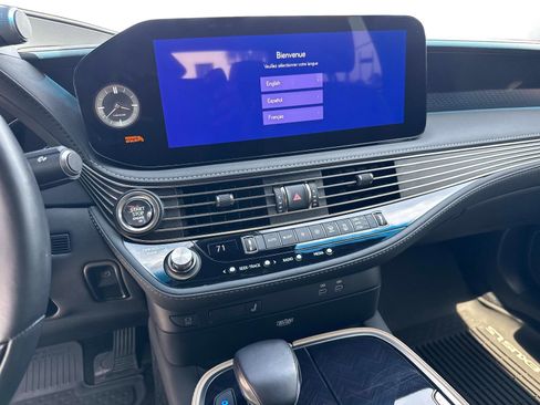 Certified 2023 Lexus LS 500 AWD w/ Interior Upgrade Package image 24