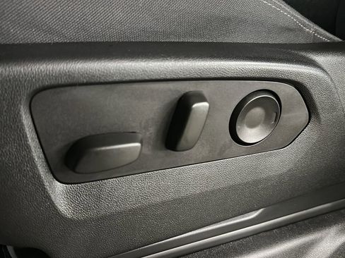 Used 2023 Chevrolet Silverado 1500 RST w/ Z71 Off-Road Package image 22