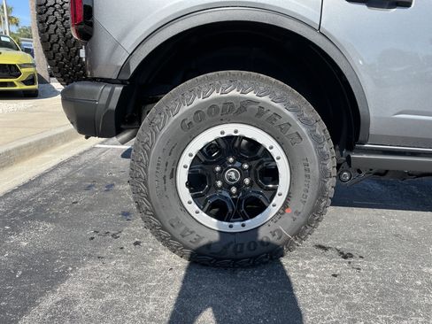 New 2025 Ford Bronco Badlands w/ Sasquatch Package image 10