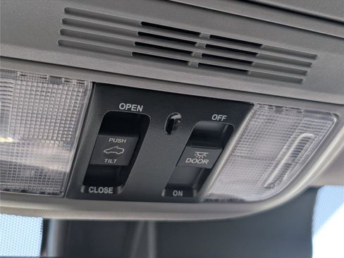 Used 2022 Honda Pilot EX-L image 32