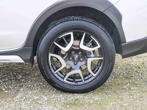 Used 2021 Subaru Crosstrek Hybrid image 10