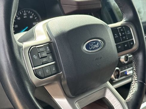 Used 2024 Ford Expedition Limited RWD image 29