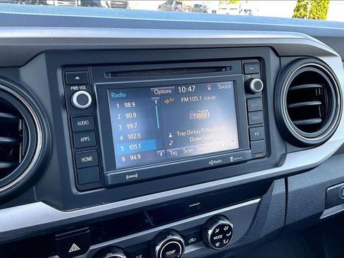 Used 2017 Toyota Tacoma SR5 image 14