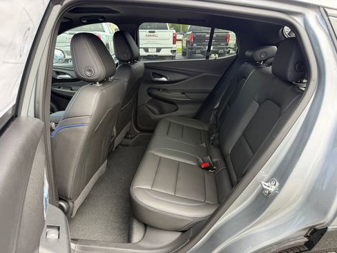 New 2026 Buick Envista Sport Touring w/ Convenience II Package FWD image 16