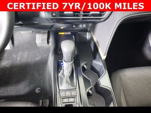 Used 2025 Toyota Camry LE image 27