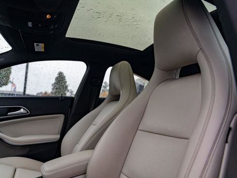 Used 2016 Mercedes-Benz CLA 250 4MATIC image 27