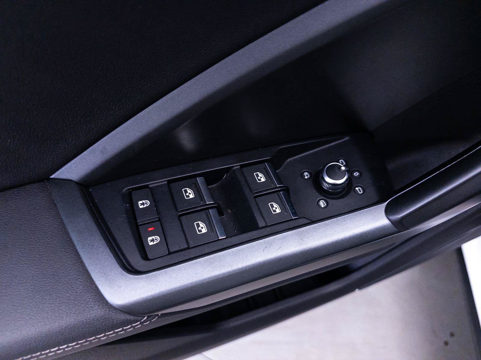 Used 2019 Audi Q3 2.0T Prestige w/ Prestige Package AWD/4WD image 21