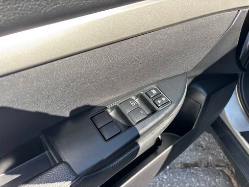 Used 2012 Subaru Outback 2.5i Premium AWD/4WD image 13