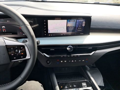 New 2025 Nissan Murano SL image 18