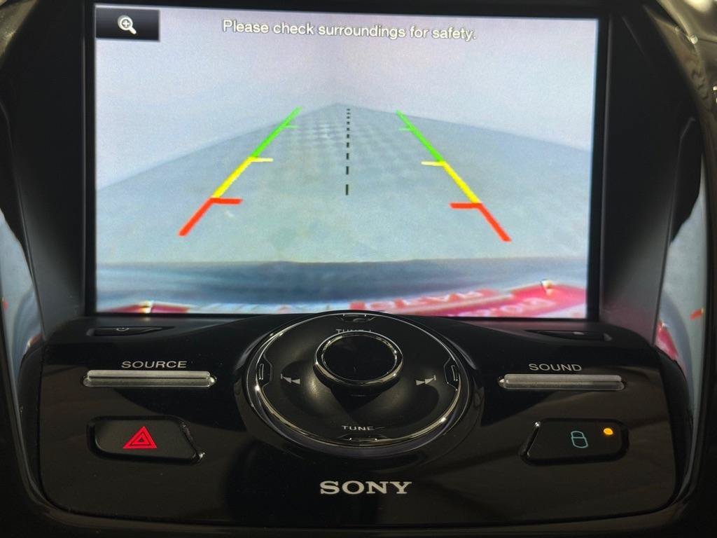 Used 2013 Ford Escape Titanium w/ Parking Technology Pkg FWD image 21