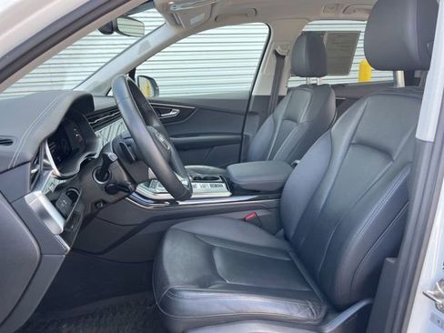 Used 2023 Audi Q7 2.0T Premium Plus w/ Premium Plus Package image 31