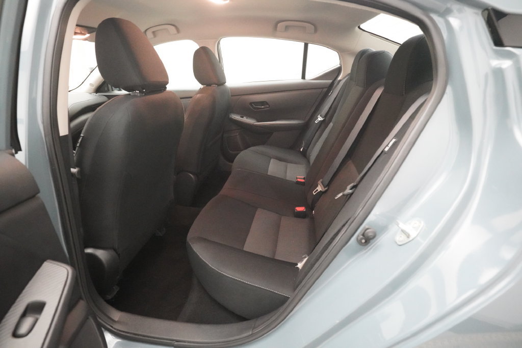 Used 2025 Nissan Sentra SV FWD image 15