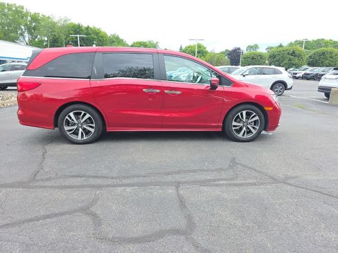 Used 2023 Honda Odyssey Touring image 9
