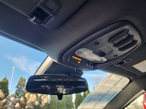 New 2026 Chevrolet Trax RS w/ Sunroof Package image 37