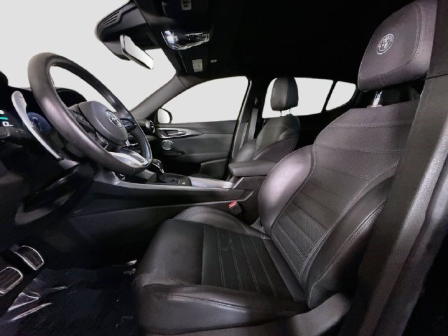 Used 2024 Alfa Romeo Tonale Veloce AWD/4WD image 21