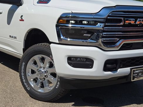 New 2026 RAM 2500 Laramie AWD/4WD image 6