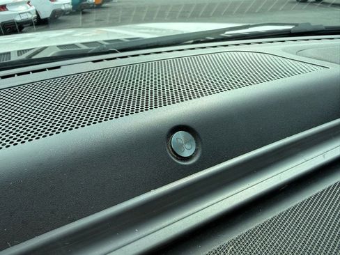 Used 2021 Ford F150 Lariat w/ Equipment Group 502A High image 27