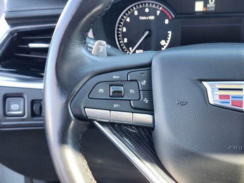 Used 2024 Cadillac XT6 Sport image 28