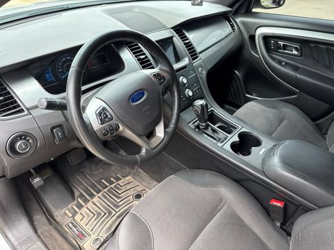 Used 2019 Ford Taurus SEL w/ Equipment Group 201A FWD image 23
