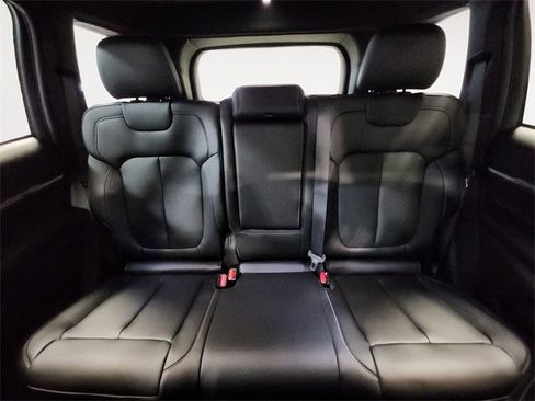 New 2025 Jeep Grand Cherokee Limited image 13