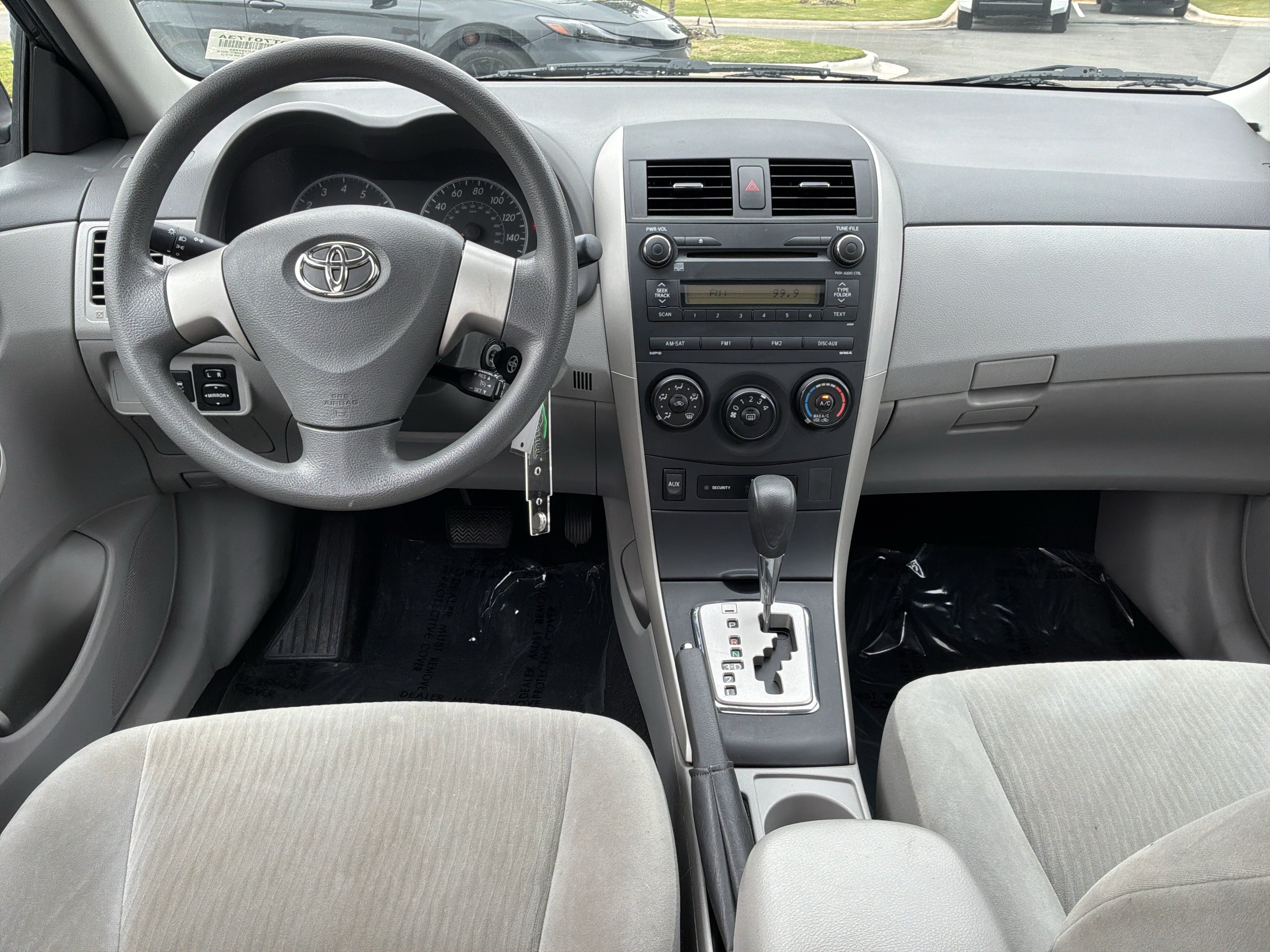 Used 2010 Toyota Corolla LE w/ All Weather Guard Pkg FWD image 28