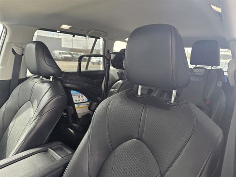 Used 2024 Toyota Grand Highlander Limited image 7