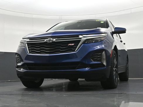 Used 2023 Chevrolet Equinox RS FWD image 36