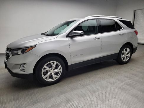 Used 2019 Chevrolet Equinox LT AWD/4WD image 2