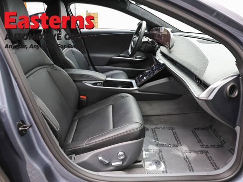 Used 2024 Lucid Air Pure RWD image 23