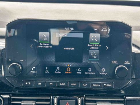 Certified 2024 Nissan Pathfinder SL w/ SL Premium Package FWD image 15
