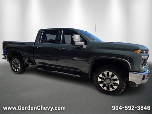 New 2026 Chevrolet Silverado 2500 LT w/ All Star Edition image 7