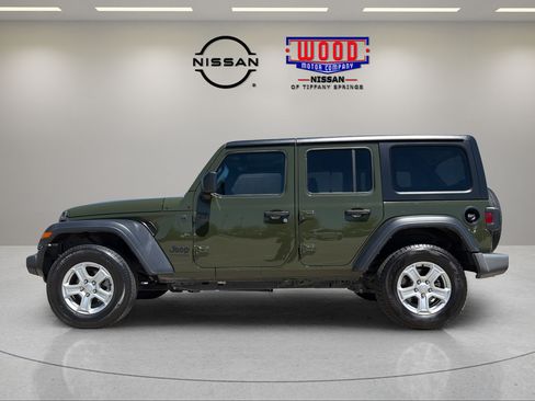 Used 2022 Jeep Wrangler Unlimited Sport AWD/4WD image 5