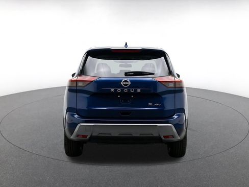 Used 2026 Nissan Rogue SL FWD image 8