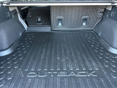 Certified 2025 Subaru Outback Premium image 16