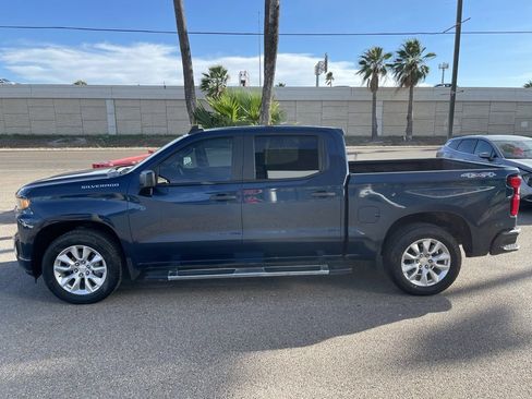 Used 2022 Chevrolet Silverado 1500 Custom w/ Safety Confidence Package image 3
