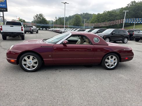 Used 2004 Ford Thunderbird RWD image 8